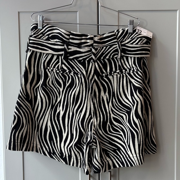 Joes Jeans Paperbag Shorts Size 32 White Black Zebra Animal Print High Rise Belt - Picture 5 of 7